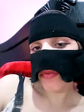 SandyAmr online show from 8, 4, 2026