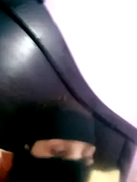 SandyAmr online show from 5, 11, 2025