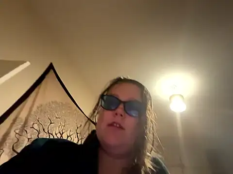 Snapshot of Scarletcum22 chatting on 11, 1, 2026 Scarletcum22 online show from 11, 1, 2026