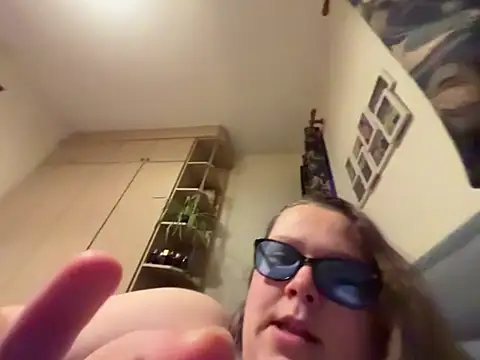 Snapshot of Scarletcum22 chatting on 14, 1, 2026 Scarletcum22 online show from 14, 1, 2026