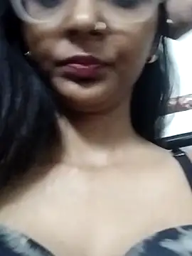 Aaliya BigBoobs 1 online show from 7, 1, 2026