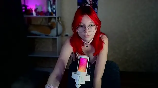 Snapshot of Ploopibonk chatting on 20, 10, 2025 Ploopibonk online show from 20, 10, 2025