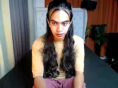 luv trix online show from 10, 2, 2026