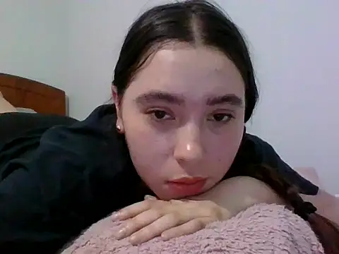 Snapshot of Anni_123456 chatting on 19, 10, 2025 Anni 123456 online show from 19, 10, 2025