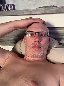 Cedric7653 online show from 12, 7, 2026