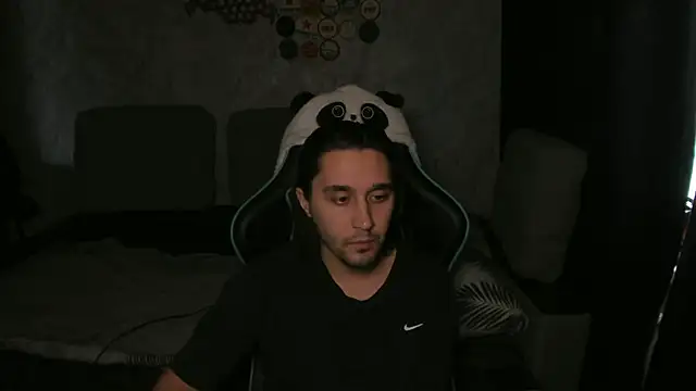 Pohyi  online show from 4, 3, 2026