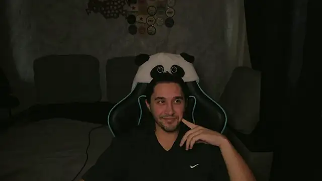 Pohyi  online show from 6, 3, 2026