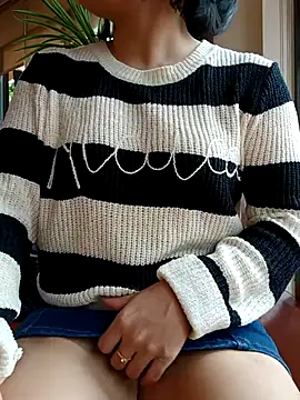 Mina-02 online show from 31, 10, 2025