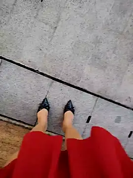 Mina-02 online show from 21, 4, 2026