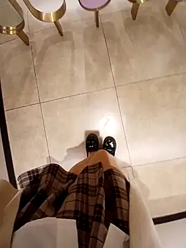 Mina-02 online show from 15, 12, 2025