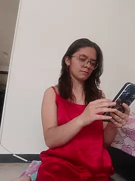 Nata Linares online show from 1, 12, 2025