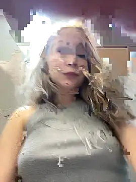 Snapshot of Eliiizaaa chatting on 29, 10, 2025 Eliiizaaa online show from 29, 10, 2025