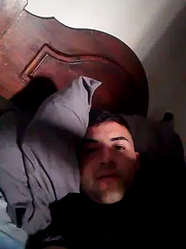 Snapshot of Achi09 chatting on 26, 10, 2025 Achi09 online show from 26, 10, 2025