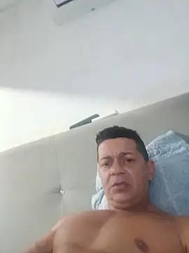 Snapshot of Cyborg45 chatting on 15, 6, 2026 Cyborg45 online show from 15, 6, 2026