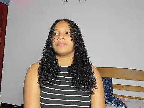 Snapshot of Angel-love02 chatting on 26, 10, 2025 Angel-love02 online show from 26, 10, 2025