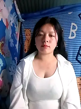 lisa-bae00 online show from 20, 4, 2026