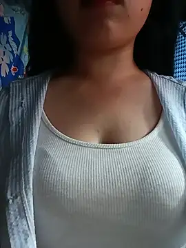 Snapshot of lisa-bae00 chatting on 19, 7, 2026 lisa-bae00 online show from 19, 7, 2026
