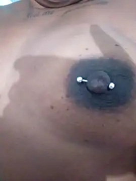 Snapshot of Jennyy31 chatting on 5, 1, 2026 Jennyy31 online show from 5, 1, 2026