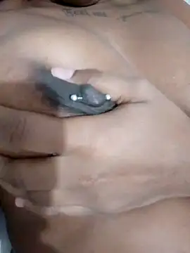 Snapshot of Jennyy31 chatting on 12, 11, 2025 Jennyy31 online show from 12, 11, 2025