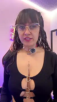 Snapshot of Pinkvixen69 chatting on 24, 7, 2026 Pinkvixen69 online show from 24, 7, 2026