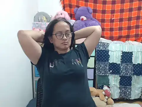 Kinkybela2025 online show from 15, 11, 2025