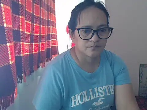 Snapshot of Kinkybela2025 chatting on 11, 6, 2026 Kinkybela2025 online show from 11, 6, 2026