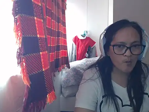 Snapshot of Kinkybela2025 chatting on 1, 6, 2026 Kinkybela2025 online show from 1, 6, 2026
