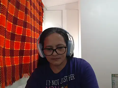 Snapshot of Kinkybela2025 chatting on 3, 8, 2026 Kinkybela2025 online show from 3, 8, 2026