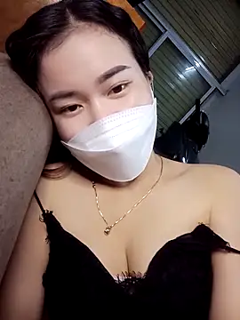 Family-Lovee online show from 6, 11, 2025