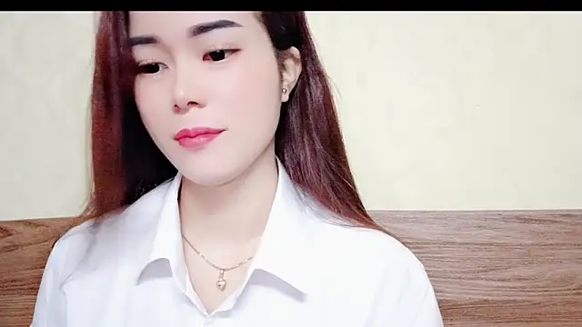 Snapshot of Family-Lovee chatting on 24, 4, 2026 Family-Lovee online show from 24, 4, 2026
