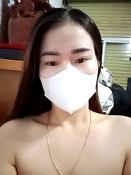 Family-Lovee online show from 2, 11, 2025