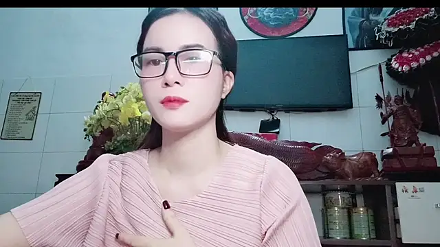 Family-Lovee online show from 15, 6, 2026