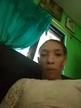 Snapshot of YAILIN_04 chatting on 4, 7, 2026 YAILIN 04 online show from 4, 7, 2026