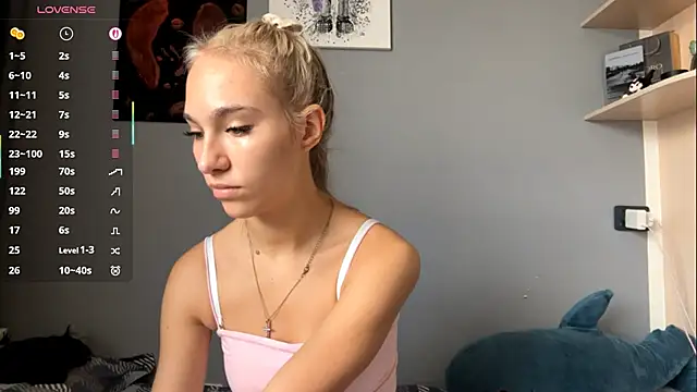 LeilaBilberry online show from 3, 11, 2025