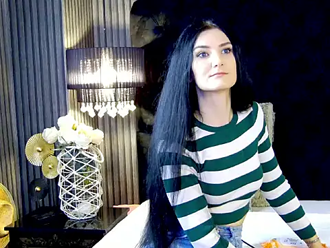 KendraNoir online show from 3, 12, 2025