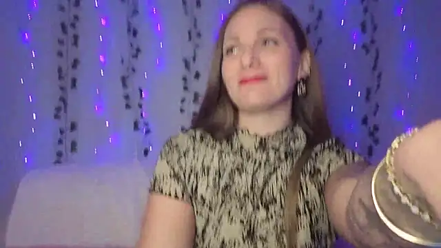 Ninabeauregard online show from 2, 11, 2025