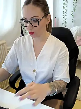 Ninabeauregard online show from 13, 3, 2026