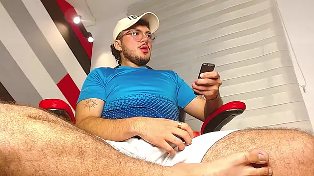 Zac Golden online show from 18, 4, 2026