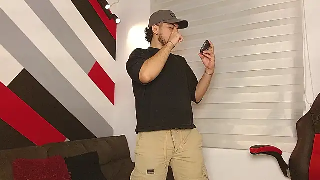 Zac Golden online show from 27, 2, 2026