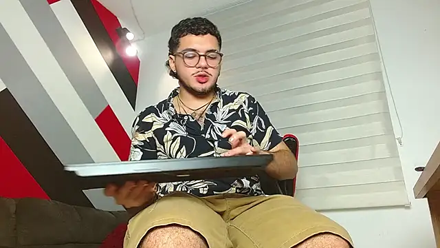 Zac Golden online show from 8, 2, 2026