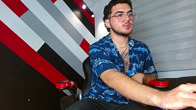 Zac Golden online show from 2, 6, 2026