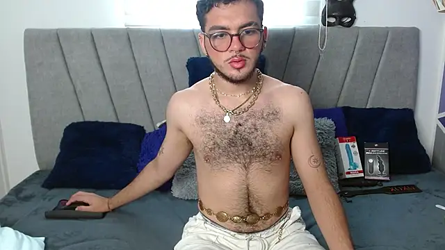 Zac Golden online show from 3, 11, 2025