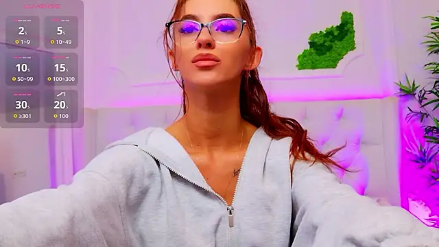 ElisaCharm online show from 27, 3, 2026