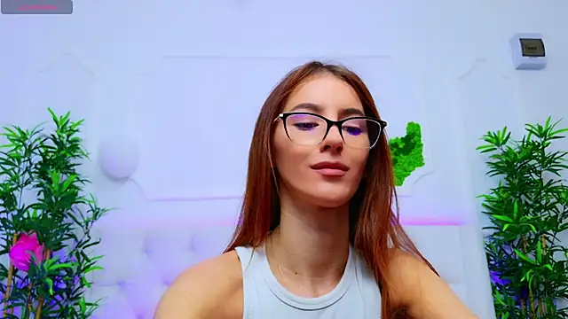 ElisaCharm online show from 27, 10, 2025