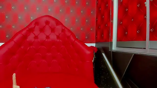 Bianca Millf online show from 16, 1, 2026