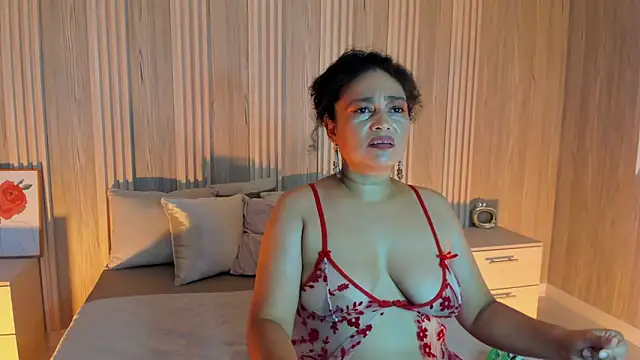 Bianca Millf online show from 2, 3, 2026