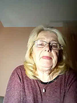 AmyLove353 online show from 30, 10, 2025