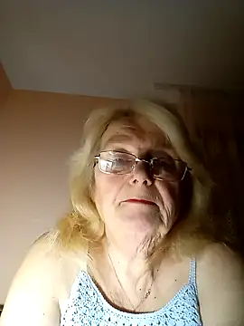 AmyLove353 online show from 13, 11, 2025