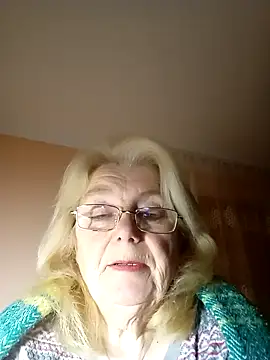 AmyLove353 online show from 9, 1, 2026