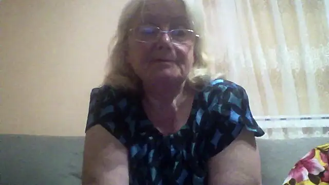 AmyLove353 online show from 7, 5, 2026